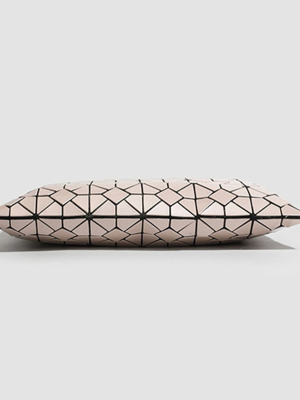 Geometric Lattice Pattern Handbag - Picture 7 of 8